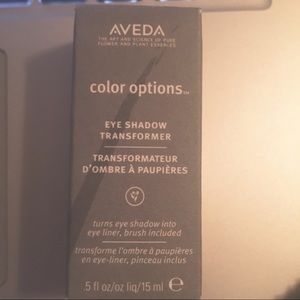 Aveda Color Options Eye Shadow Transformer